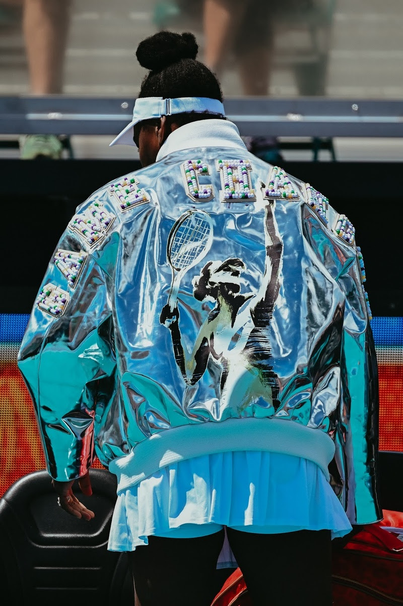 Venus Williams estreia com jaqueta Lacoste no Miami Open