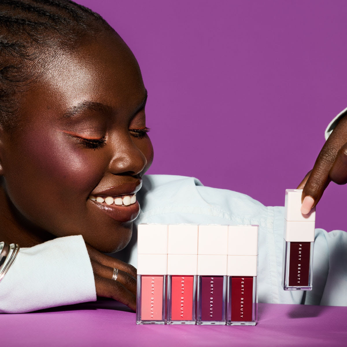 Fenty Beauty lança blush líquido Shake ‘n Play