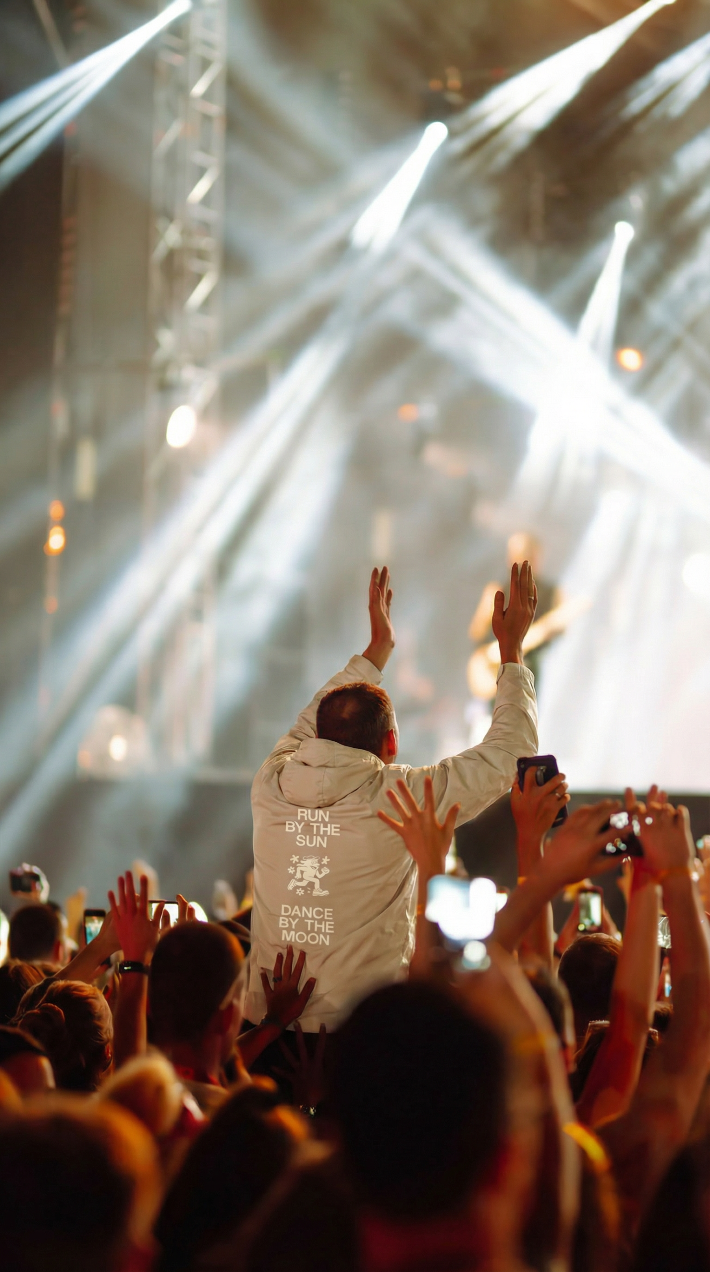 Lost & Found estreia no Brasil em agosto com música e bem-estar