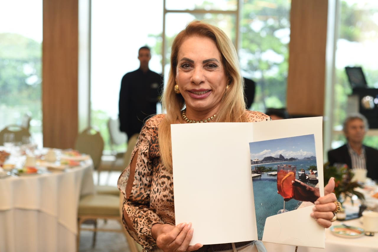 Fairmont Copacabana sedia café dos Embaixadores do Turismo RJ