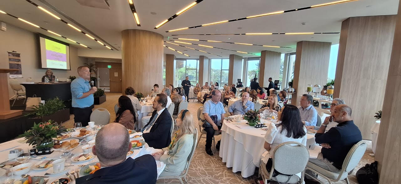 Fairmont Copacabana sedia café dos Embaixadores do Turismo RJ