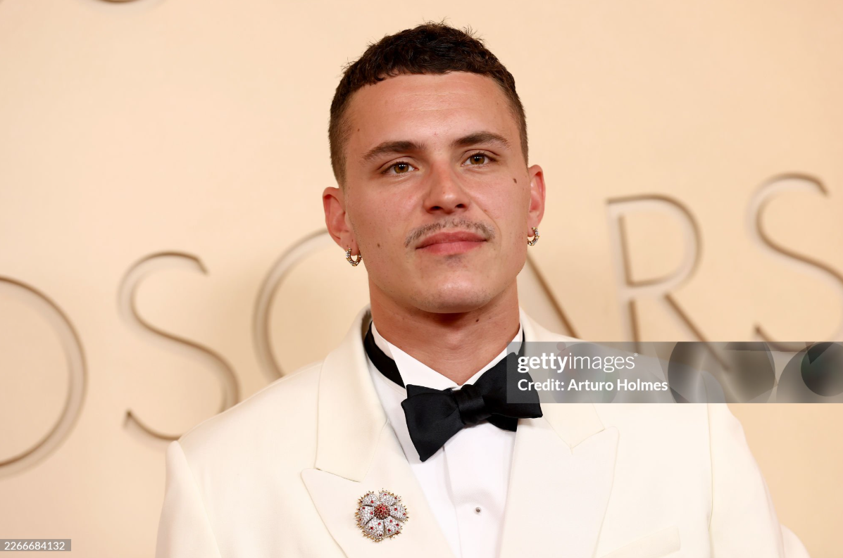 Estrelas brilham com joias Tiffany & Co. no Oscar 2026