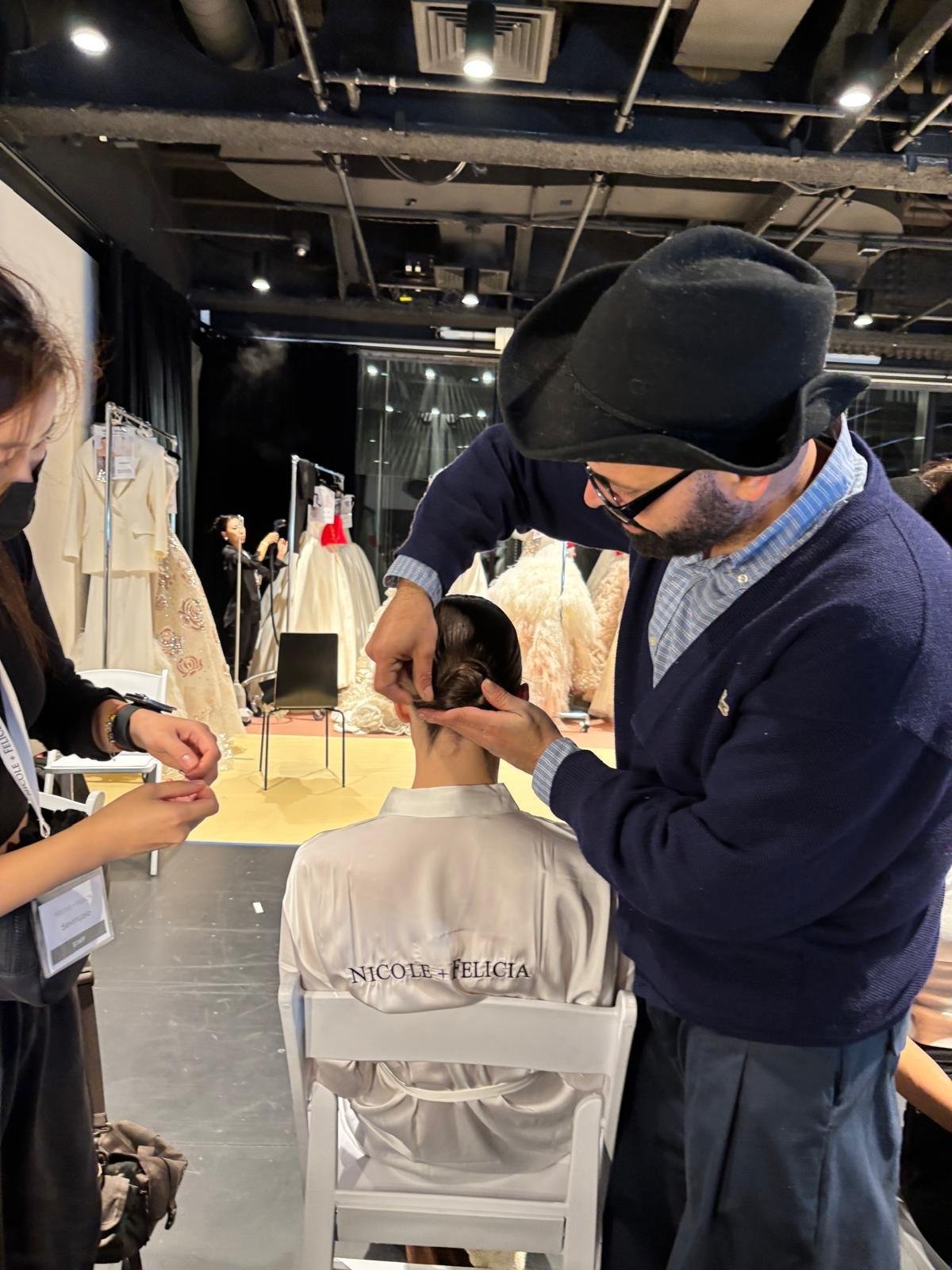 Marcello Costa assume beleza de 14 desfiles na New York Bridal Week