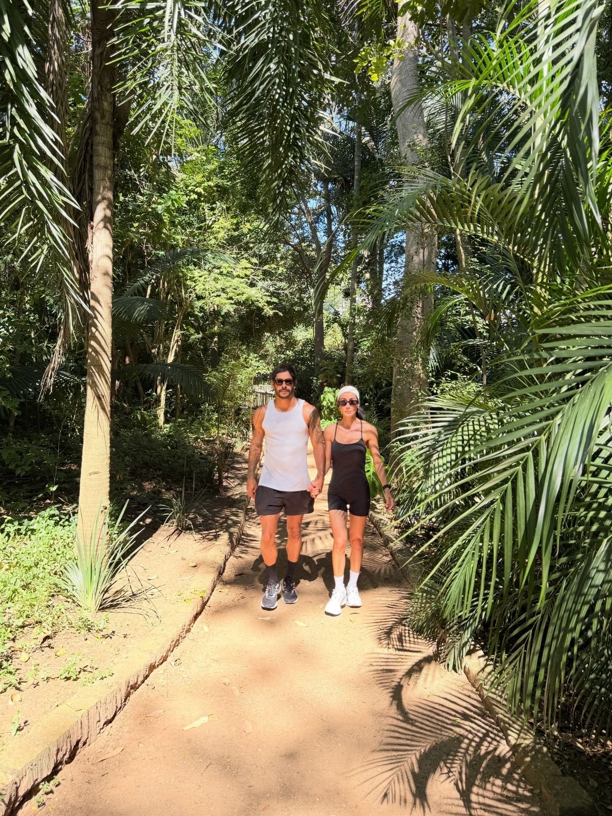 Michelle Barros e Shia Phoenix lançam marca fitness
