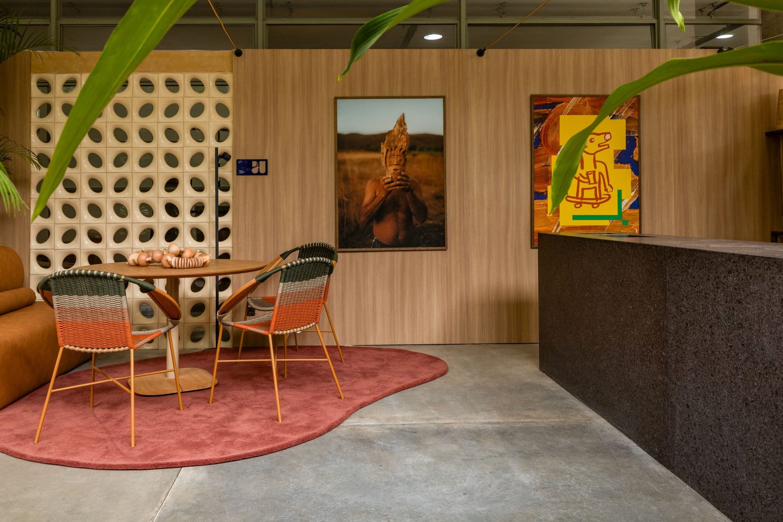 Arquiteto viraliza na Bienal com Café Ode ao Caramelo