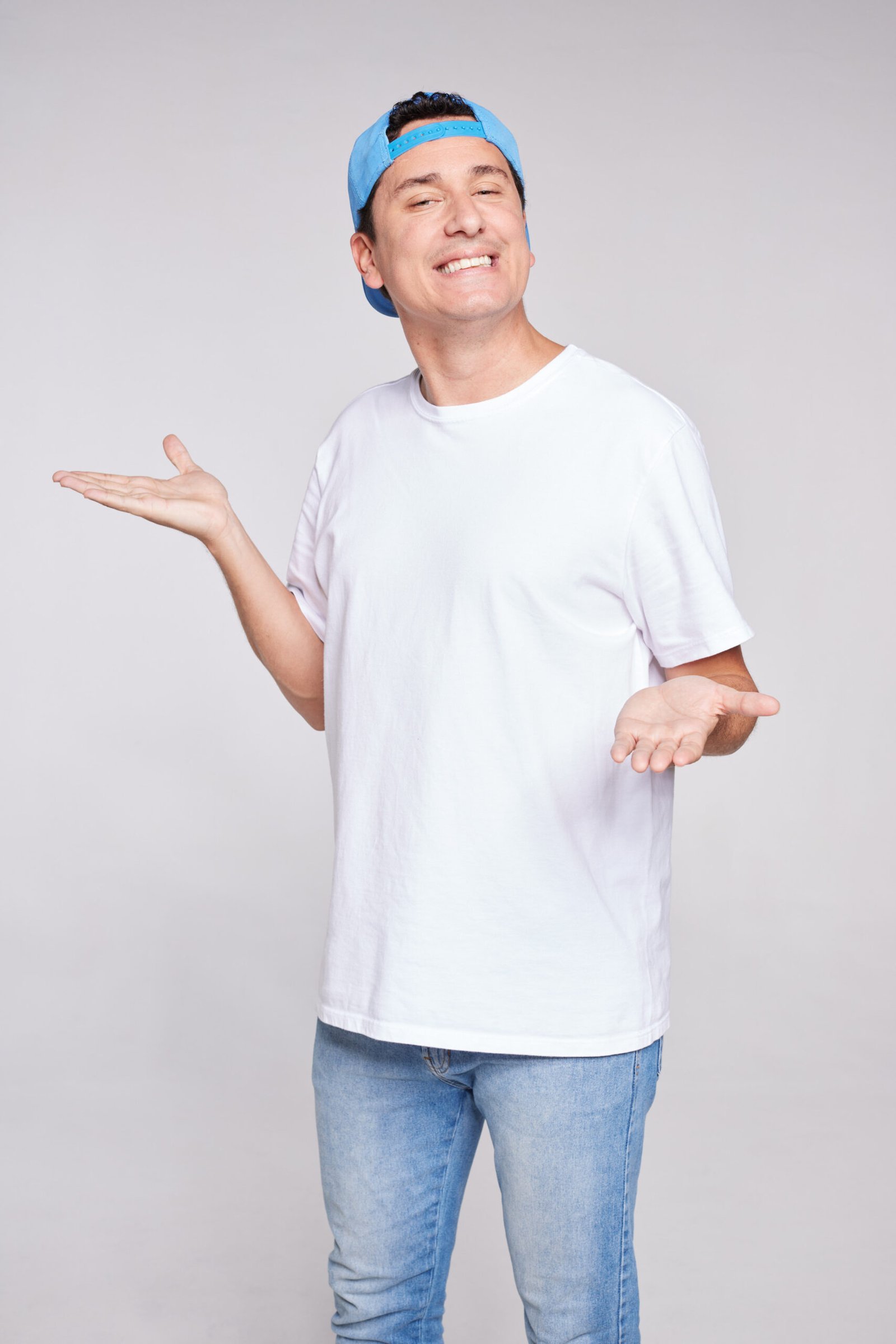 Abril agitado no Qualistage com humor, rock e MPB