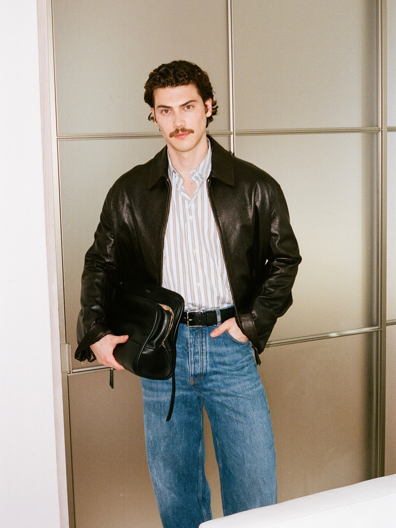 Jack Innanen brilha com look LOEWE em NY