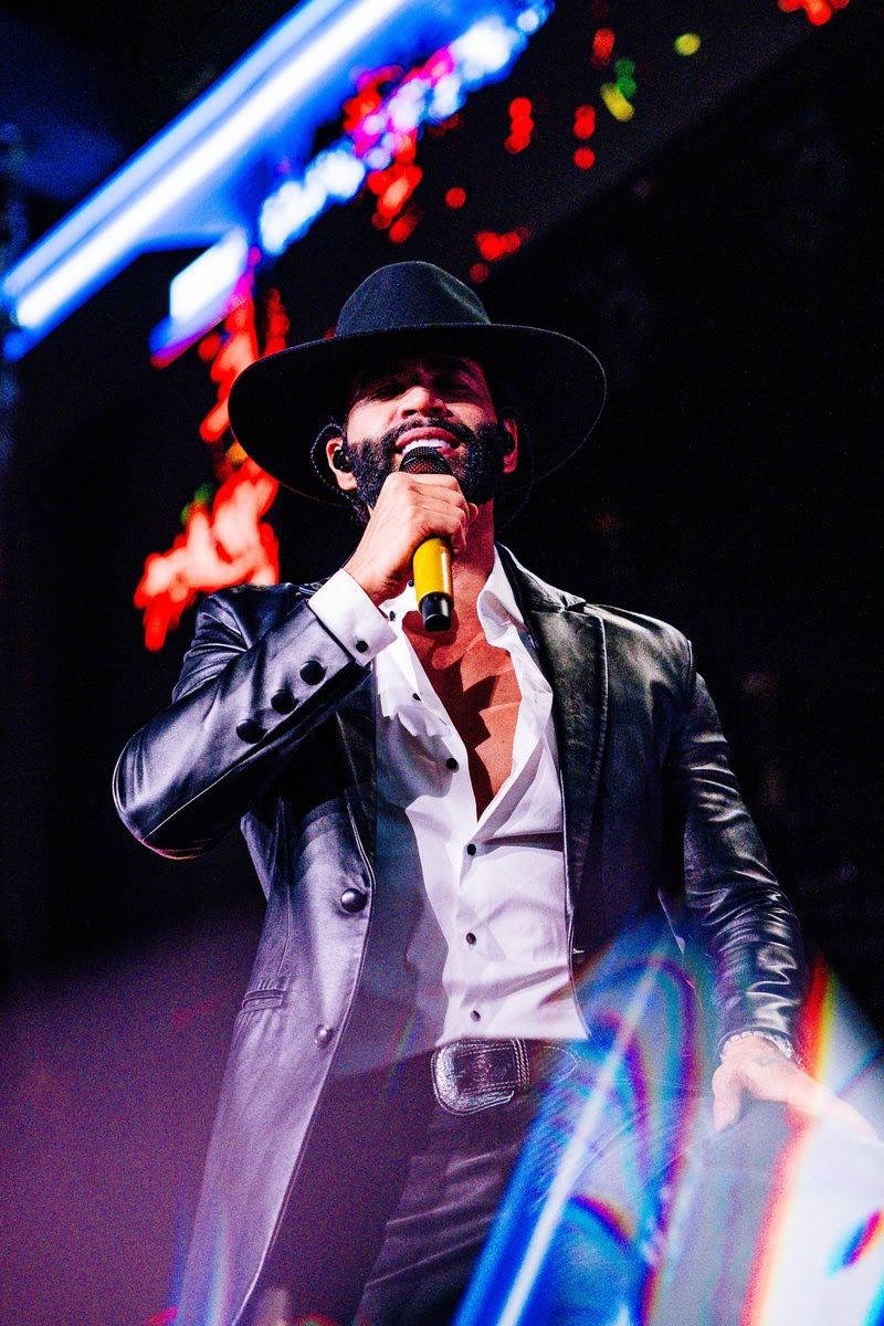 Gusttavo Lima e Lorena Cristine agitam ExpoLondrina