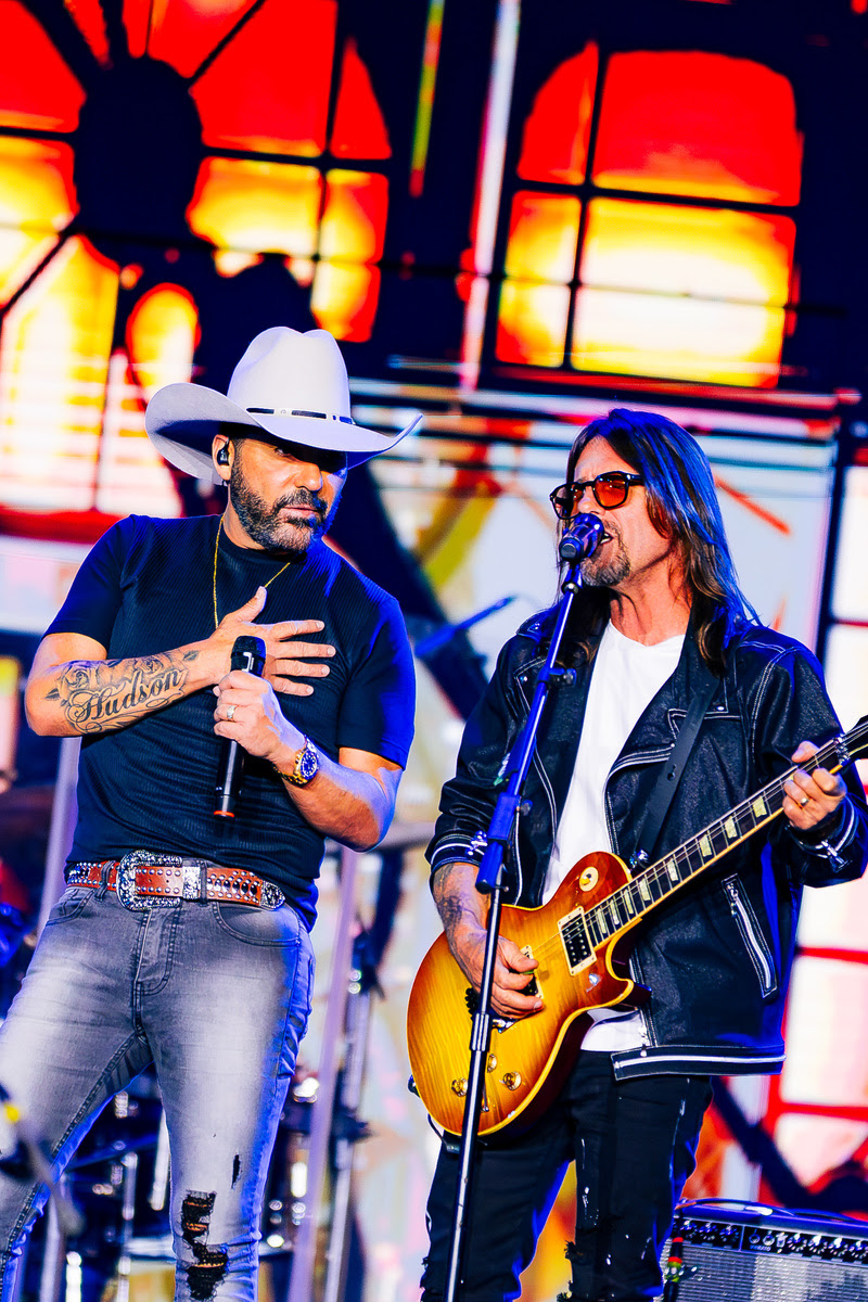 Zé Neto & Cristiano lotam a ExpoLondrina