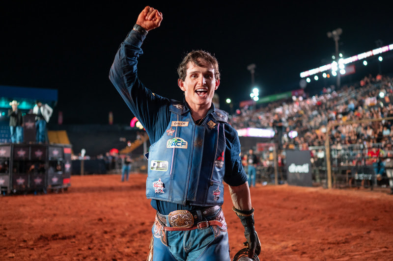 Zé Neto & Cristiano lotam a ExpoLondrina