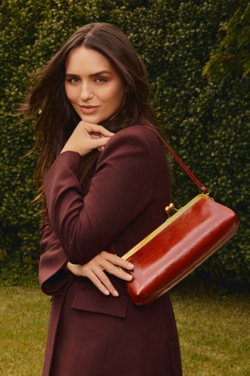 Rafa Kalimann estrela campanha de Mães da Santa Lolla