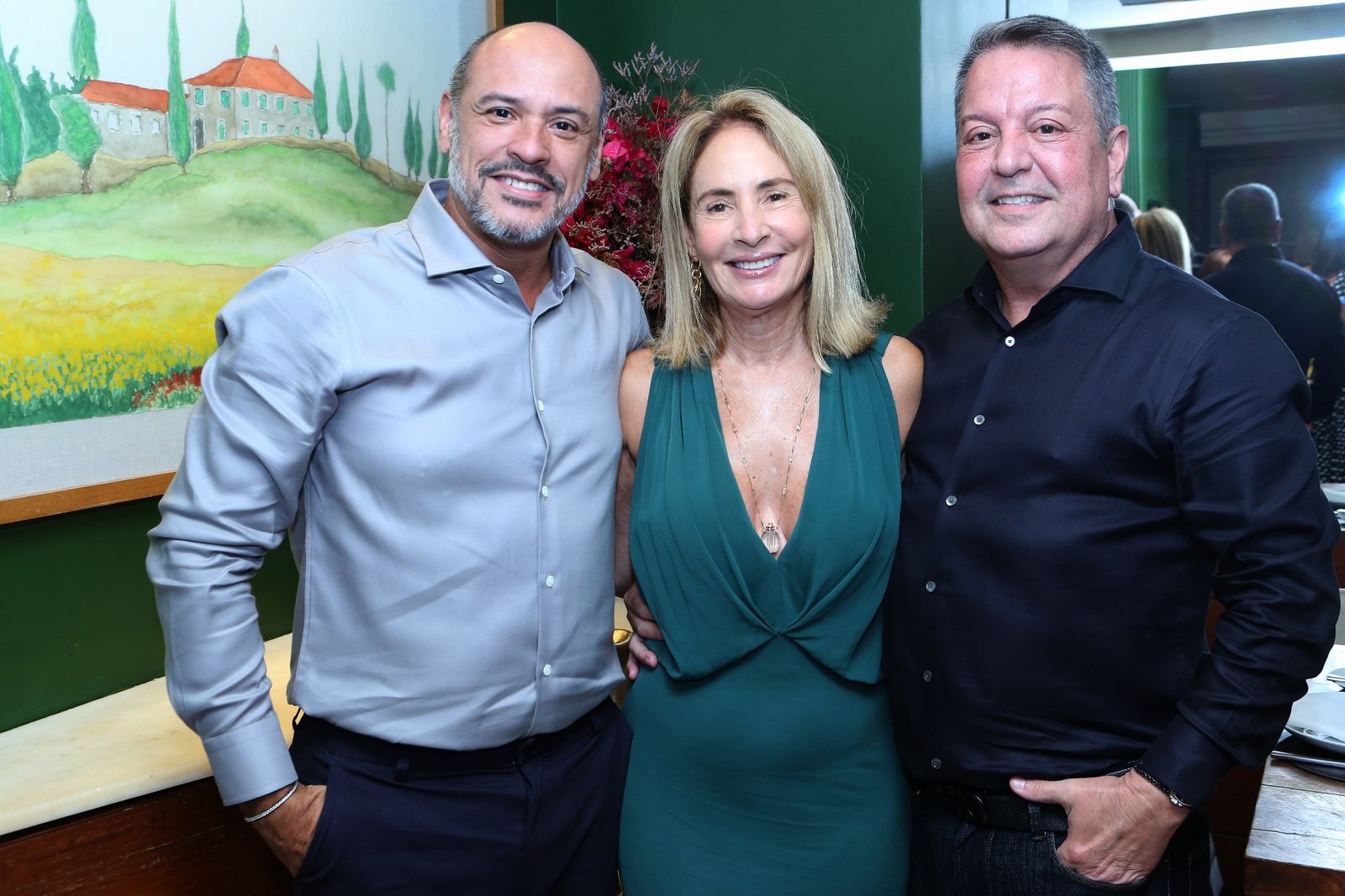 Marcello Antunes celebra aniversário em jantar no Leblon