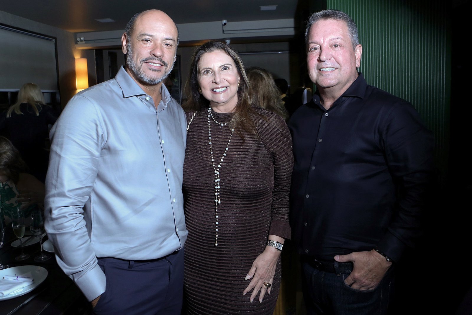 Marcello Antunes celebra aniversário em jantar no Leblon