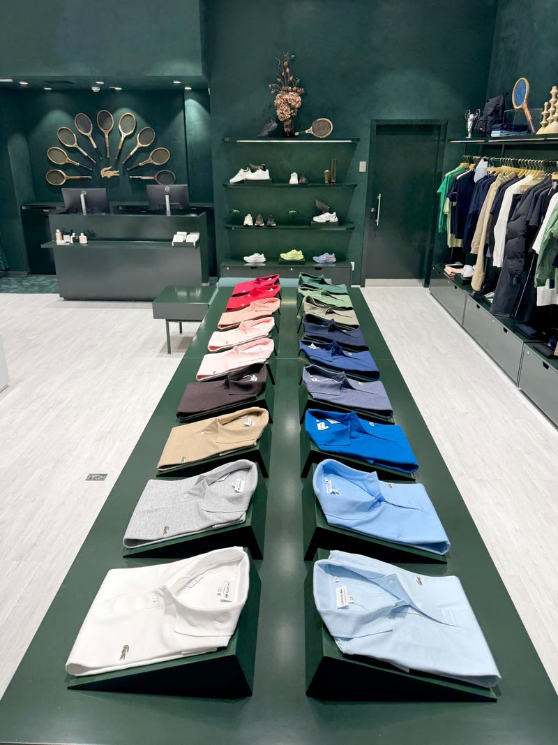 Lacoste inaugura loja conceito inédita no Brasil