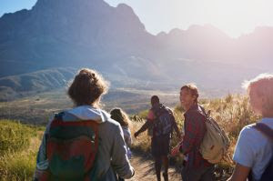 Jovens lideram intenção, mas agem menos em viagens