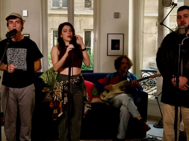 Christine Valença lança single inédito em francês