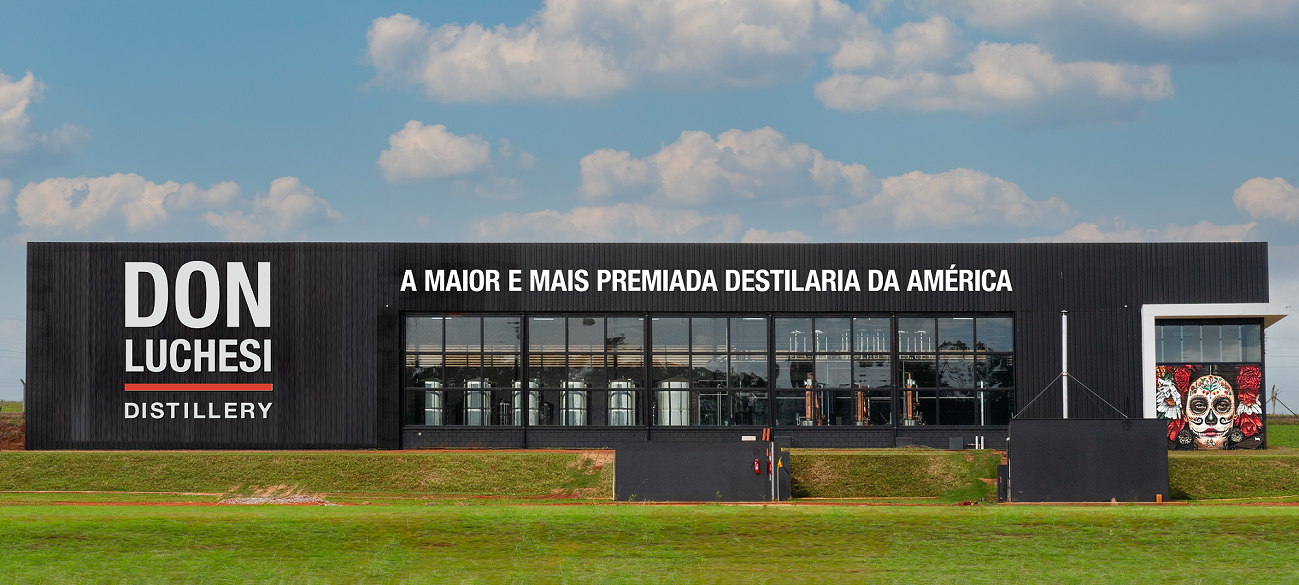 Dia mundial do Gin – conheça a destilaria mineira eleita a melhor do planeta em 2026