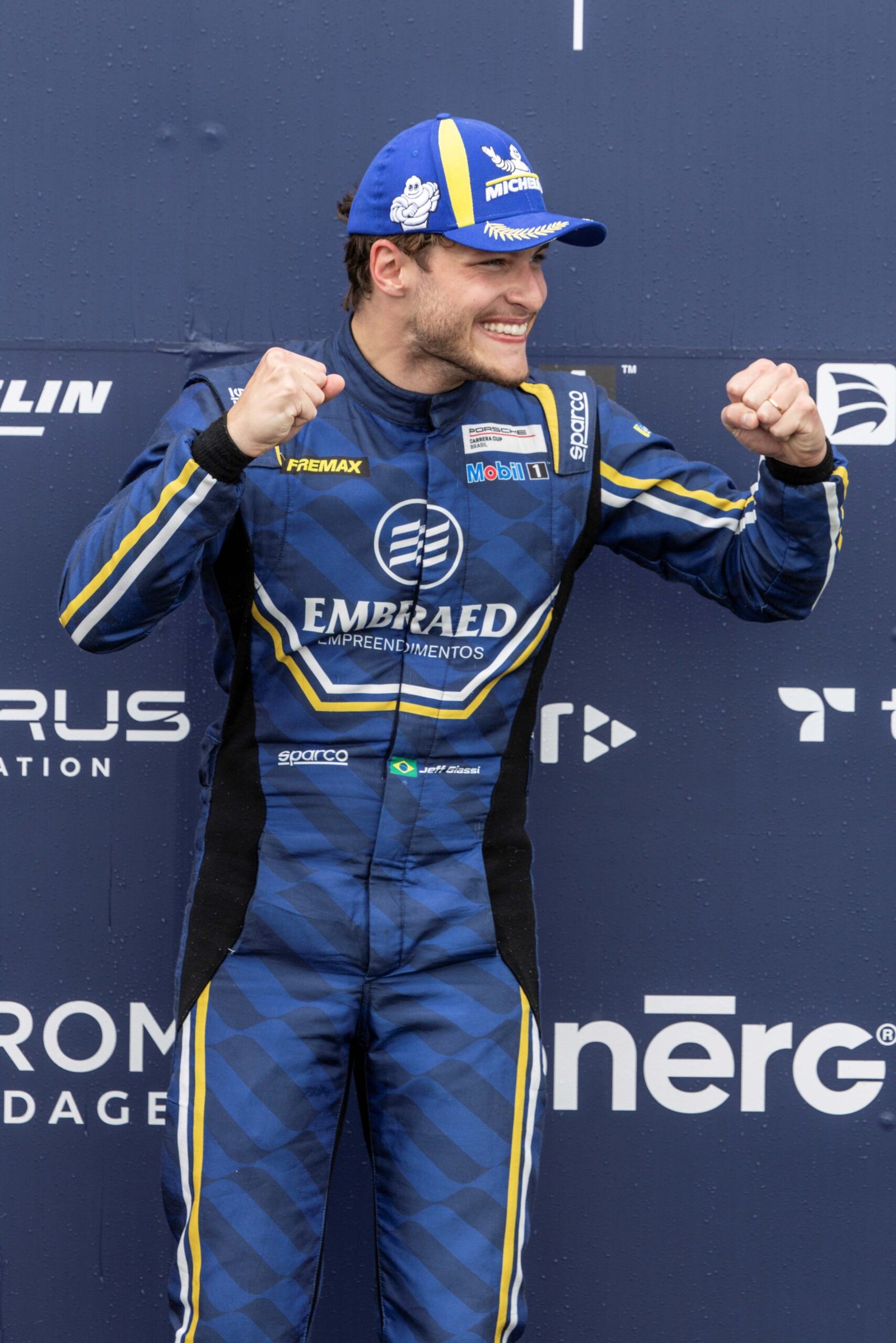 Jeff Giassi vence em Le Mans e entra para a história