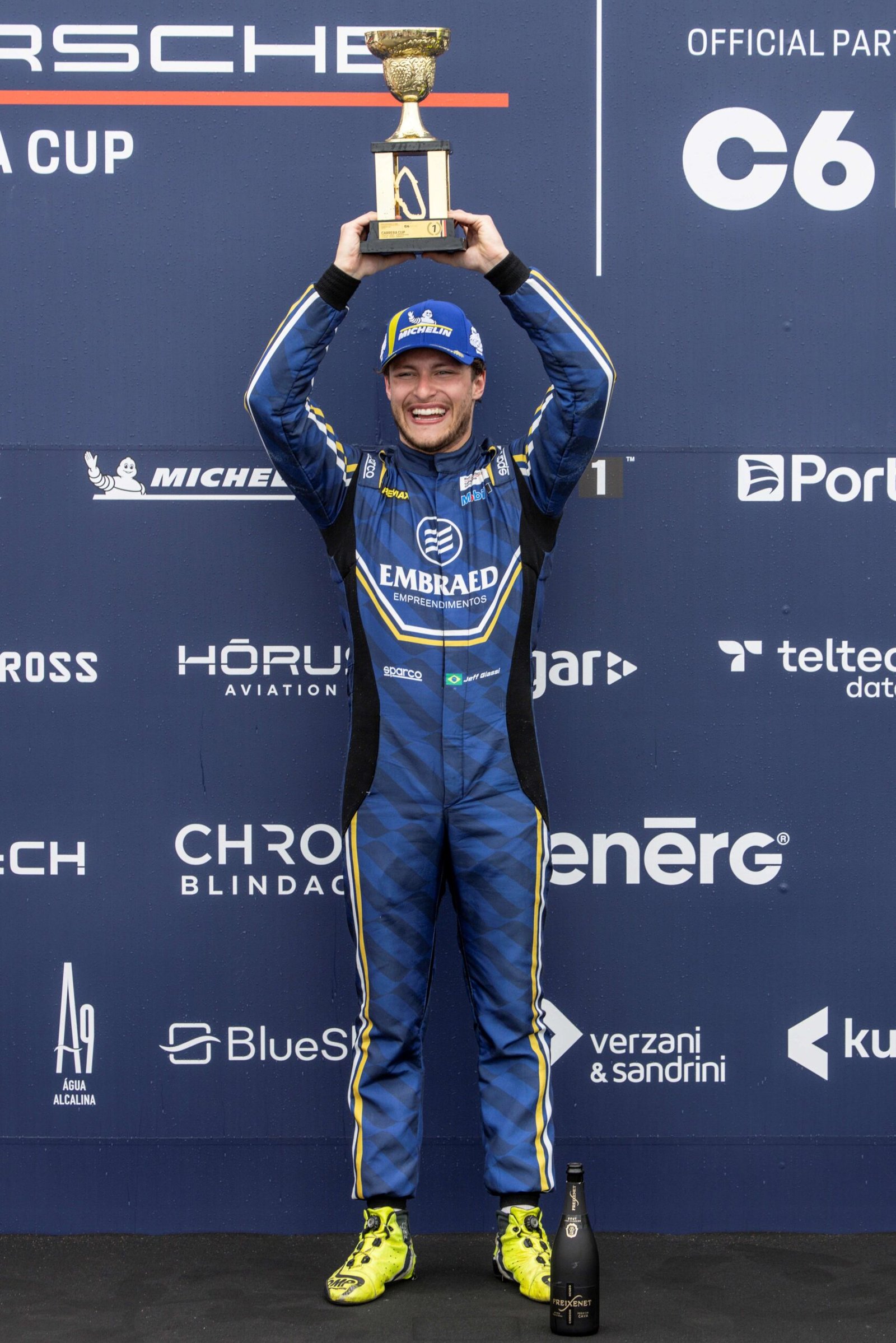 Jeff Giassi vence em Le Mans e entra para a história