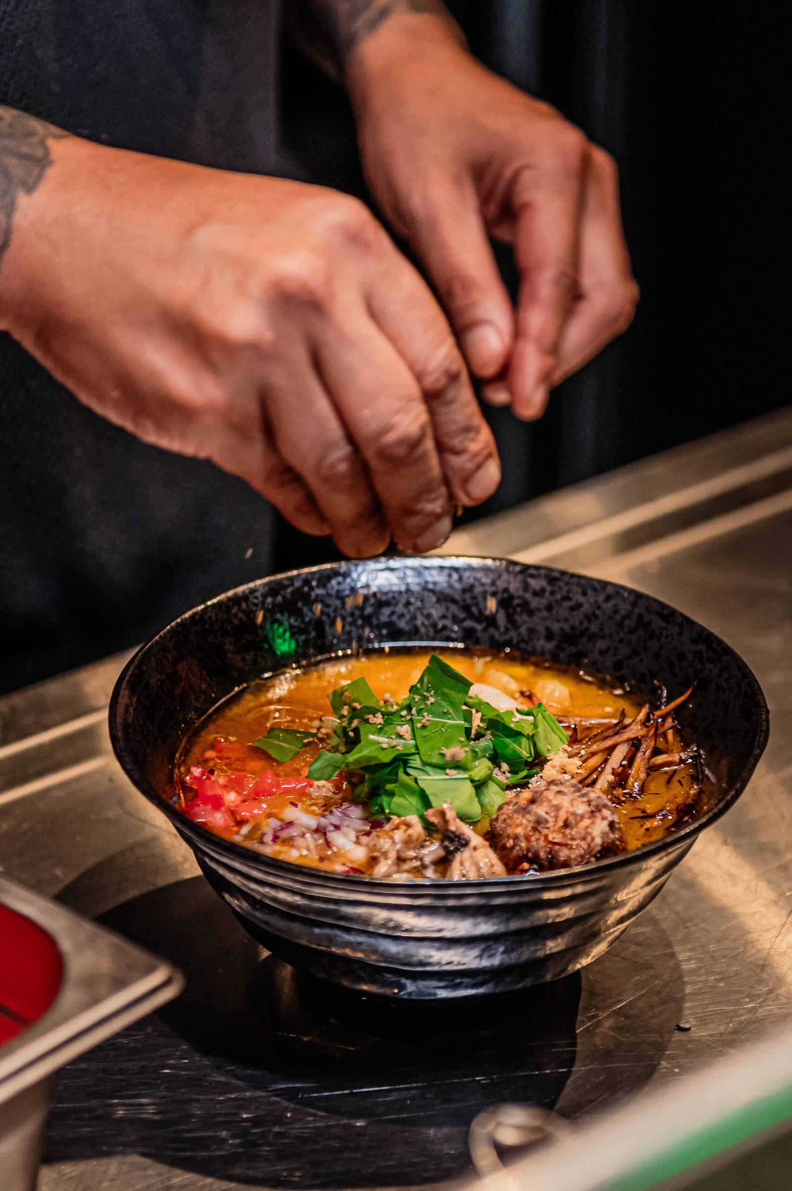 Mizu Izakaya lança ramen exclusivo de chef japonês no RJ