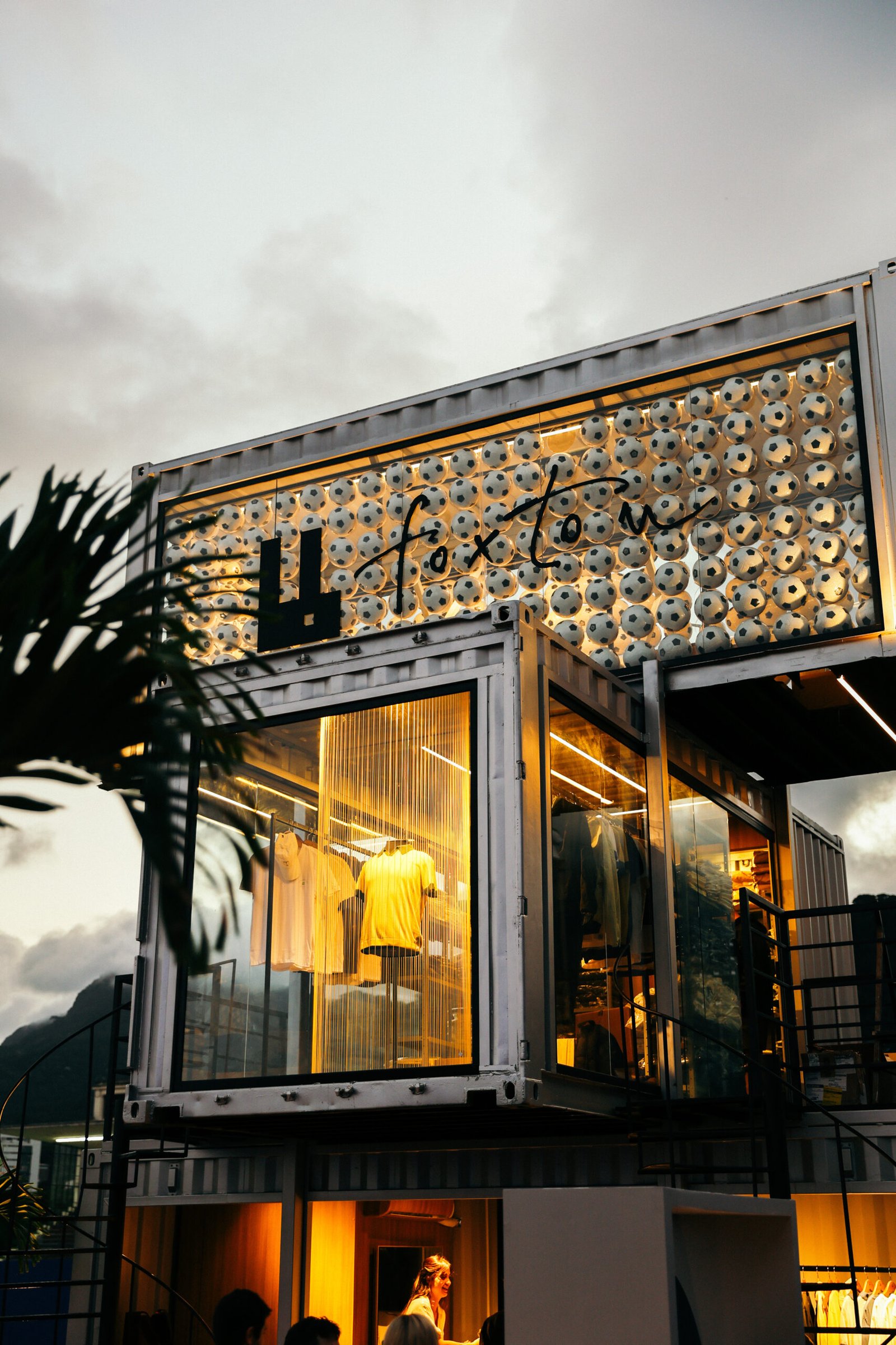 Foxton leva pop-up e collab ao Village Festival