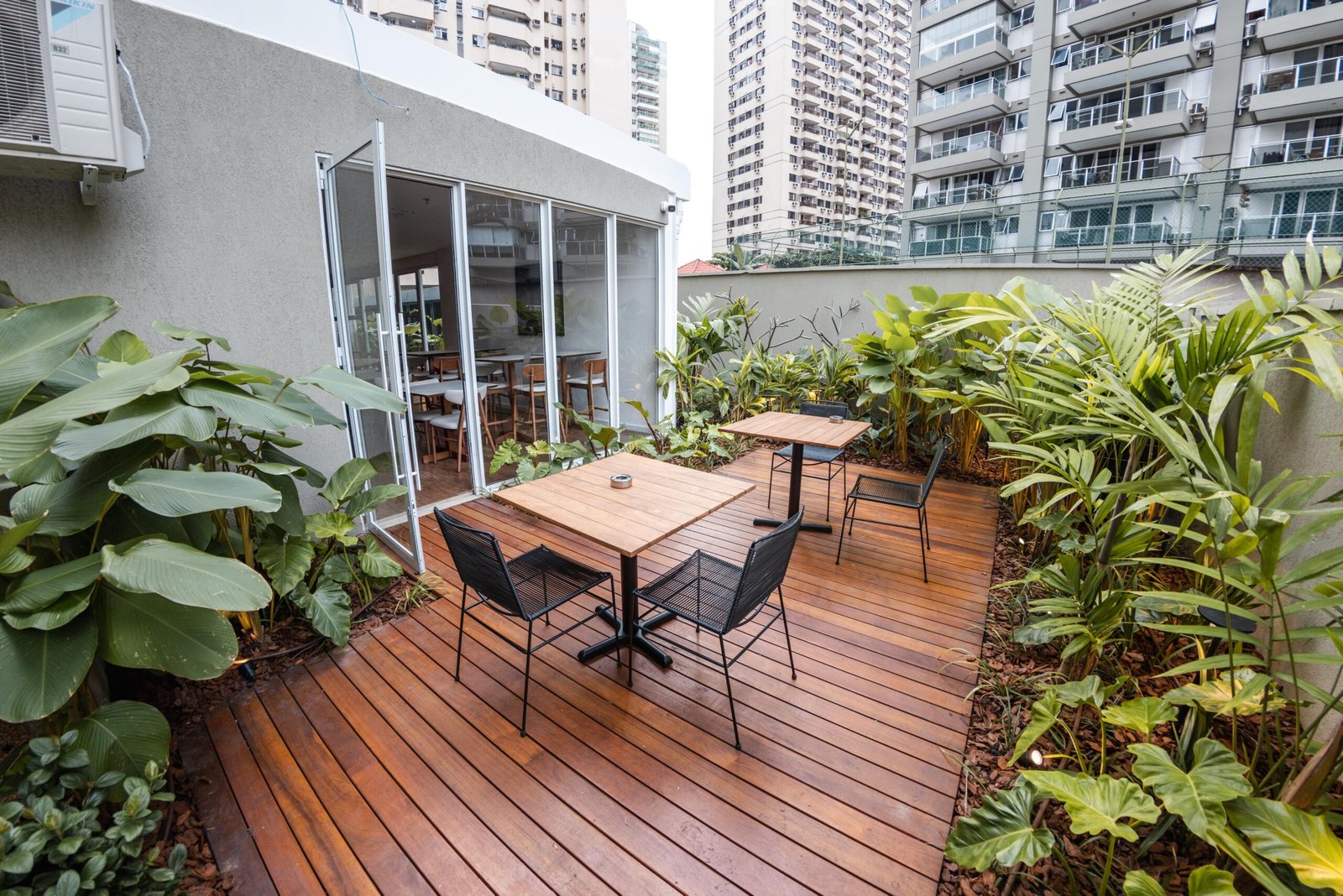 Radisson Rio Barra investe R$ 8 mi em wellness e coworking