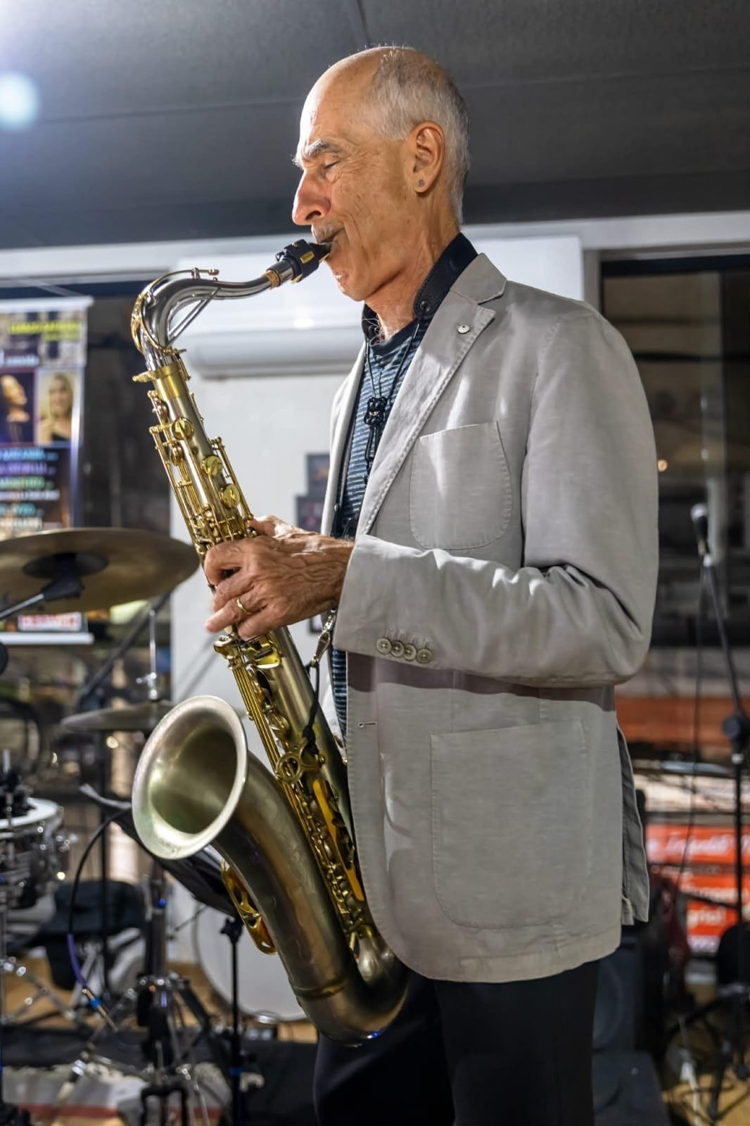 Beco das Garrafas recebe noite de samba e bossa