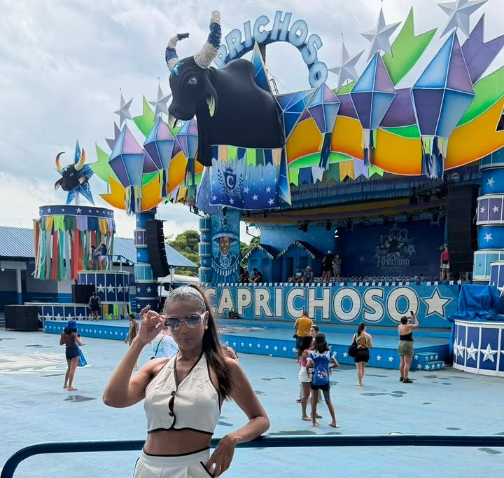 Nathalia Brito estreia em Parintins com vitória