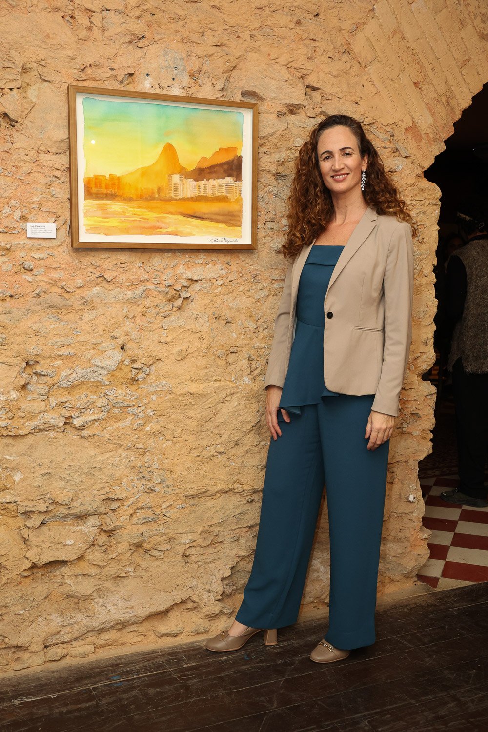 Abertura de exposição reúne convidados em Santa Teresa