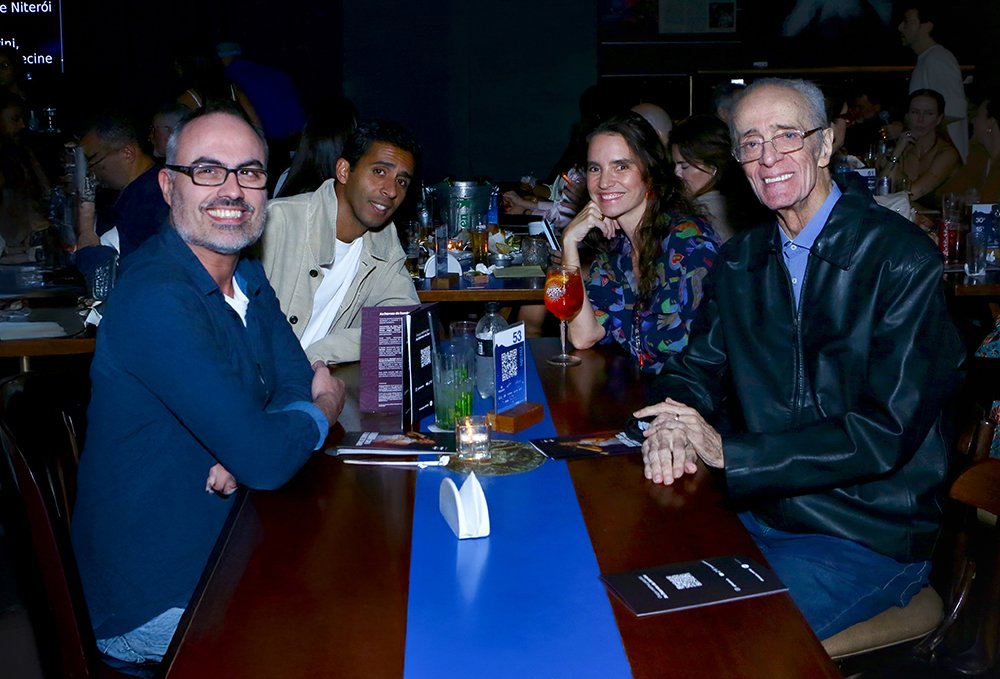 Karinah apresenta “As Damas do Samba” no Blue Note Rio