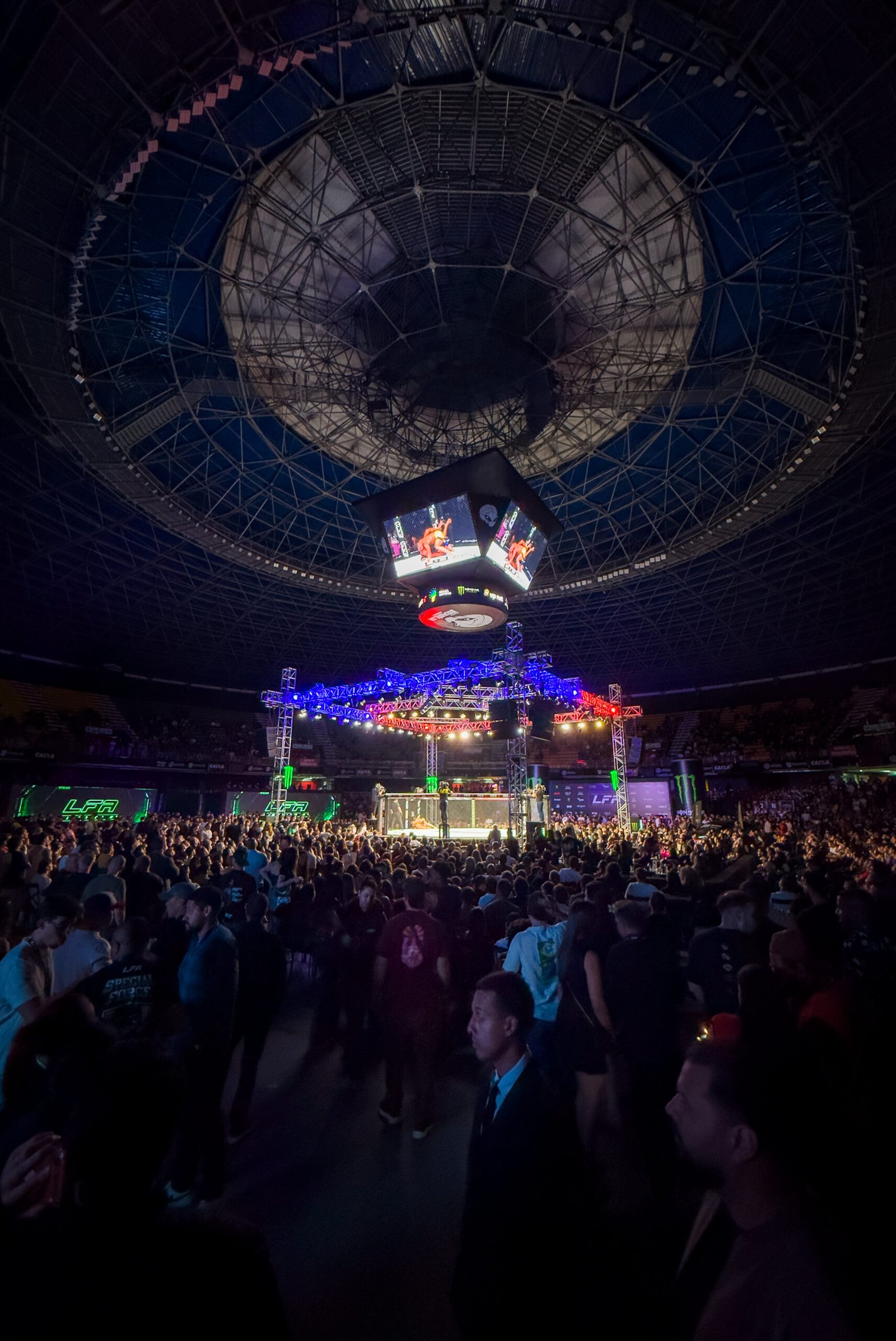 Gigante do MMA mundial, LFA estreia em Belo Horizonte com disputa de cinturão histórico no Mineirinho