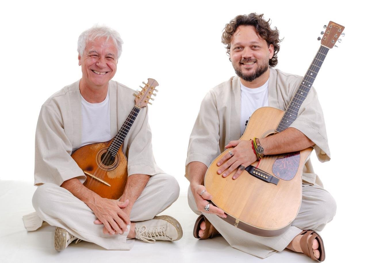 Léo Pinheiro e Sergio Chiavazzoli gravam DVD em Niterói