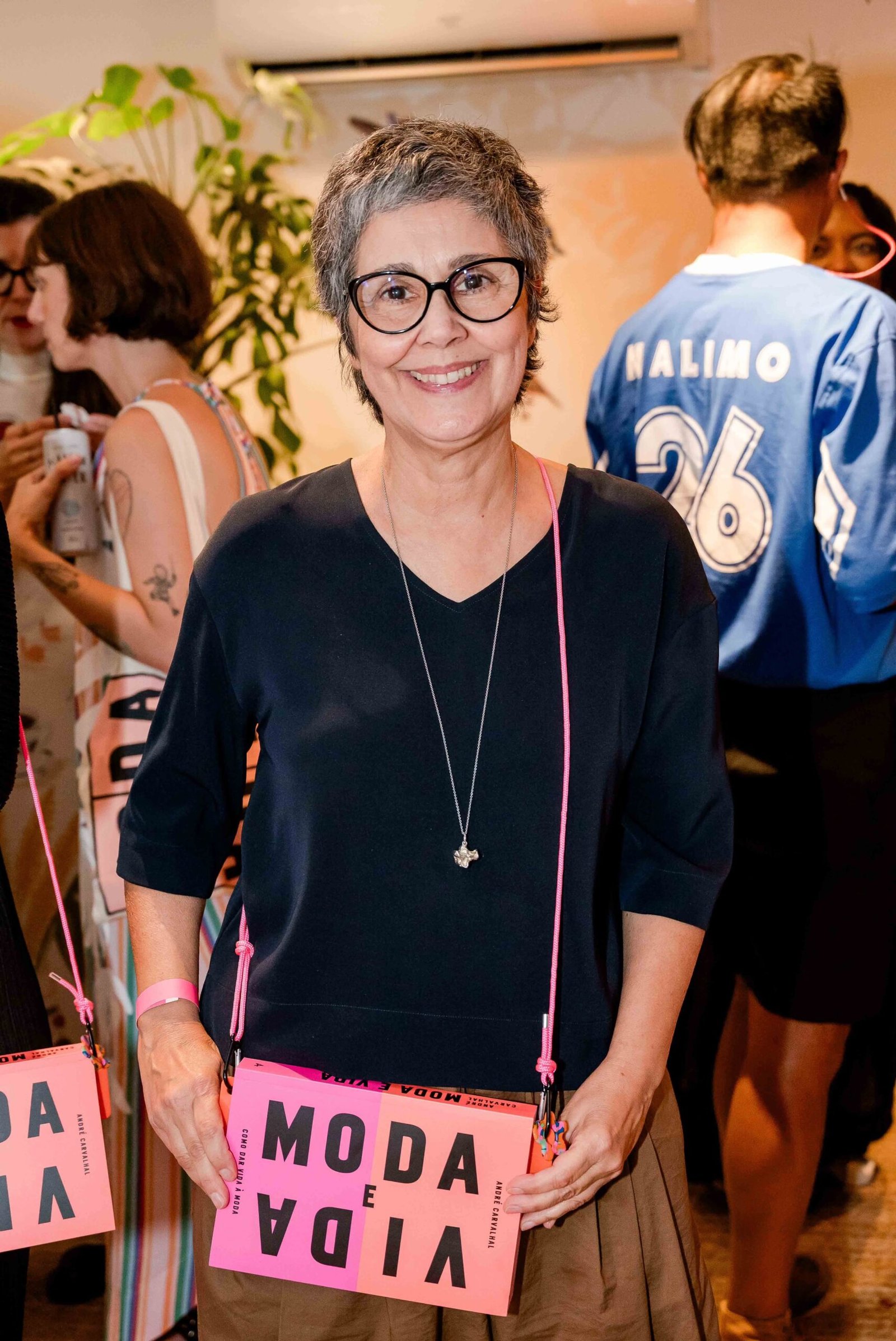 André Carvalhal lança livro sobre moda e propósito