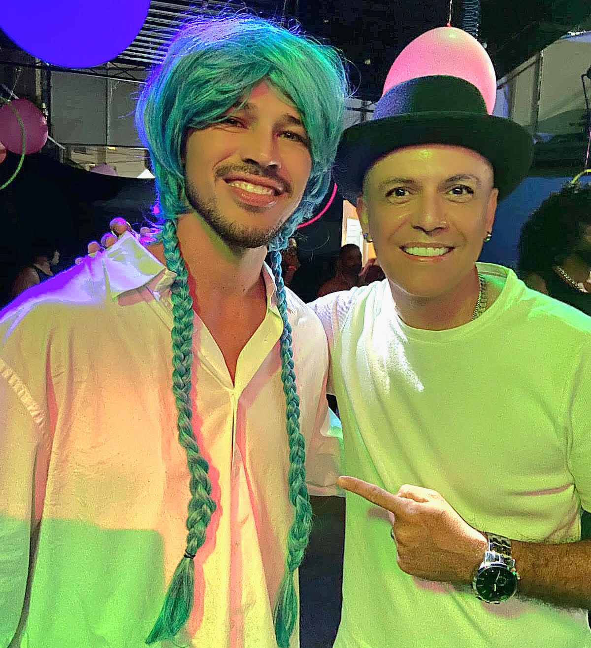 Fabrício Moreno agita festa de Quem Ama Cuida