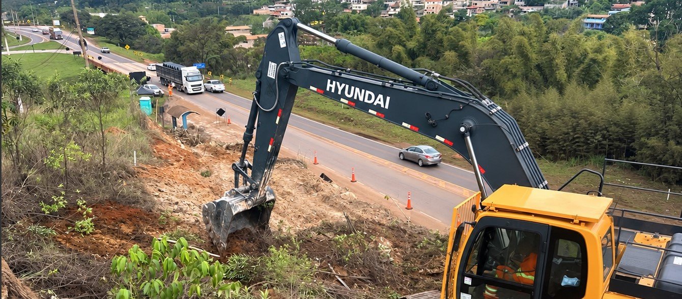 BR-040: máquinas e novas frentes de trabalho começam a movimentar trecho que será duplicado em Congonhas