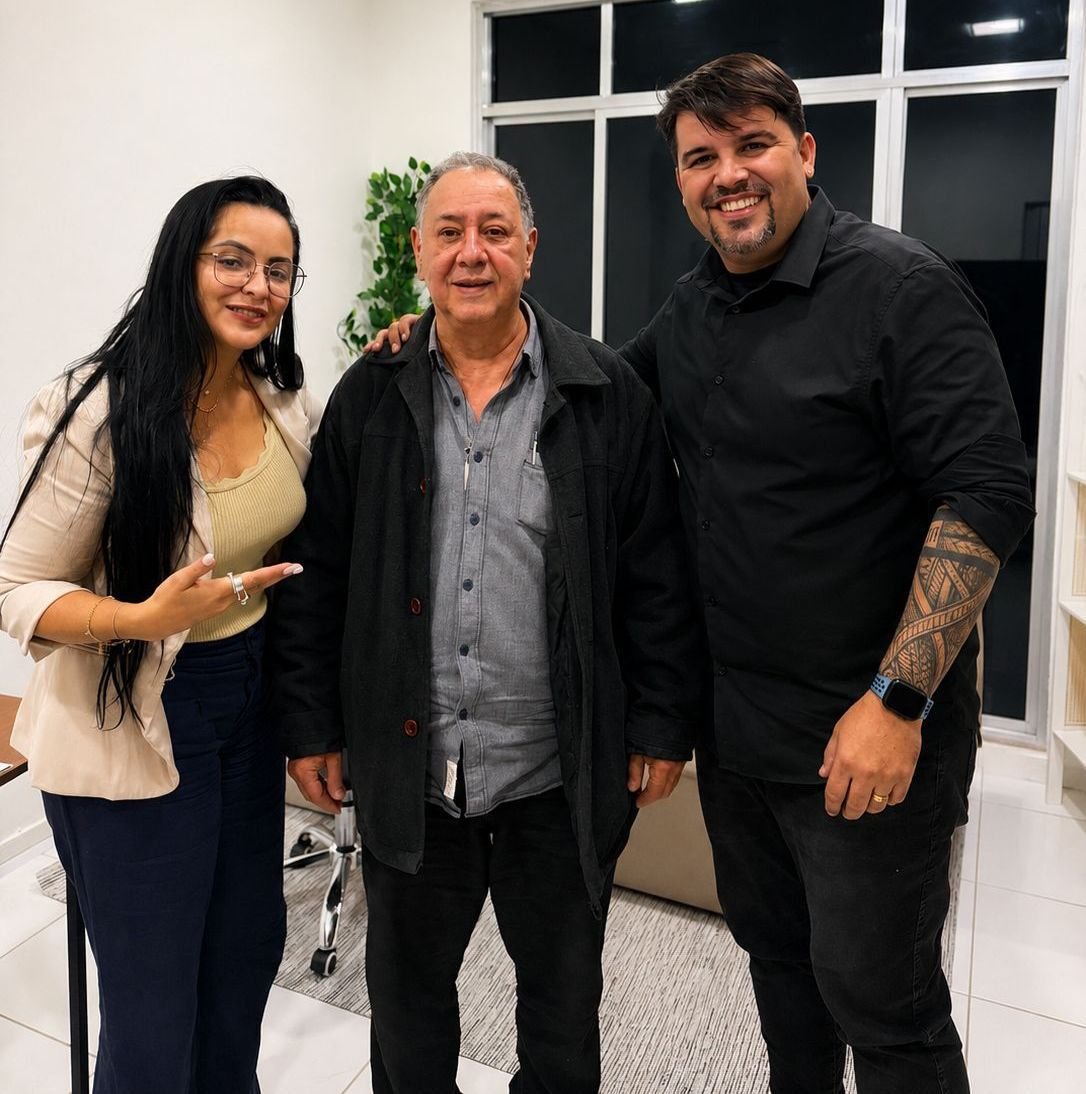 Mieller lança coleção com Bruno Latini