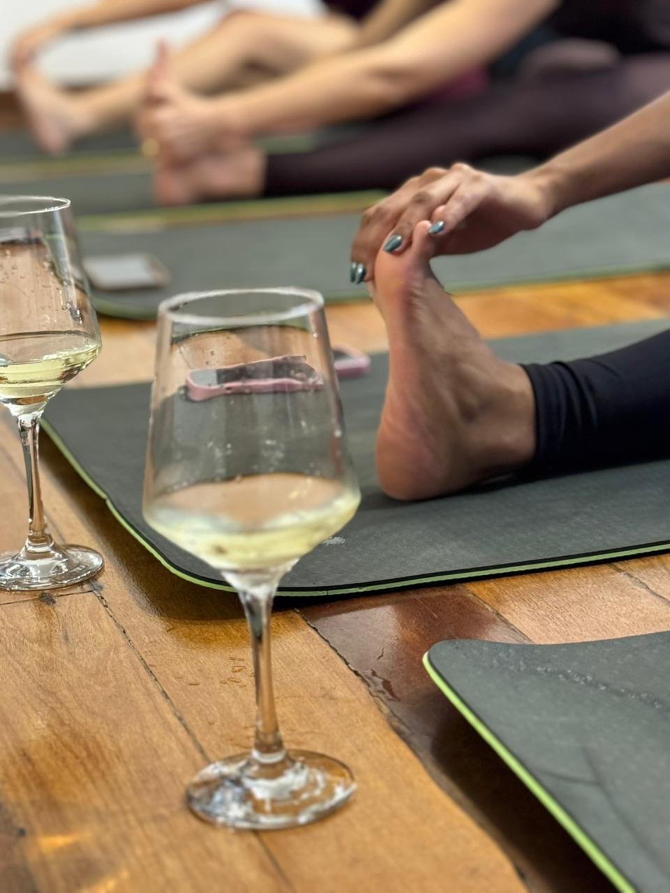 Sunset Yoga & Vinho no MET Barra